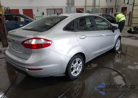 2016 Ford Fiesta Se z USA, uszkodzony, nr VIN 3FADP4BJ1GM111597